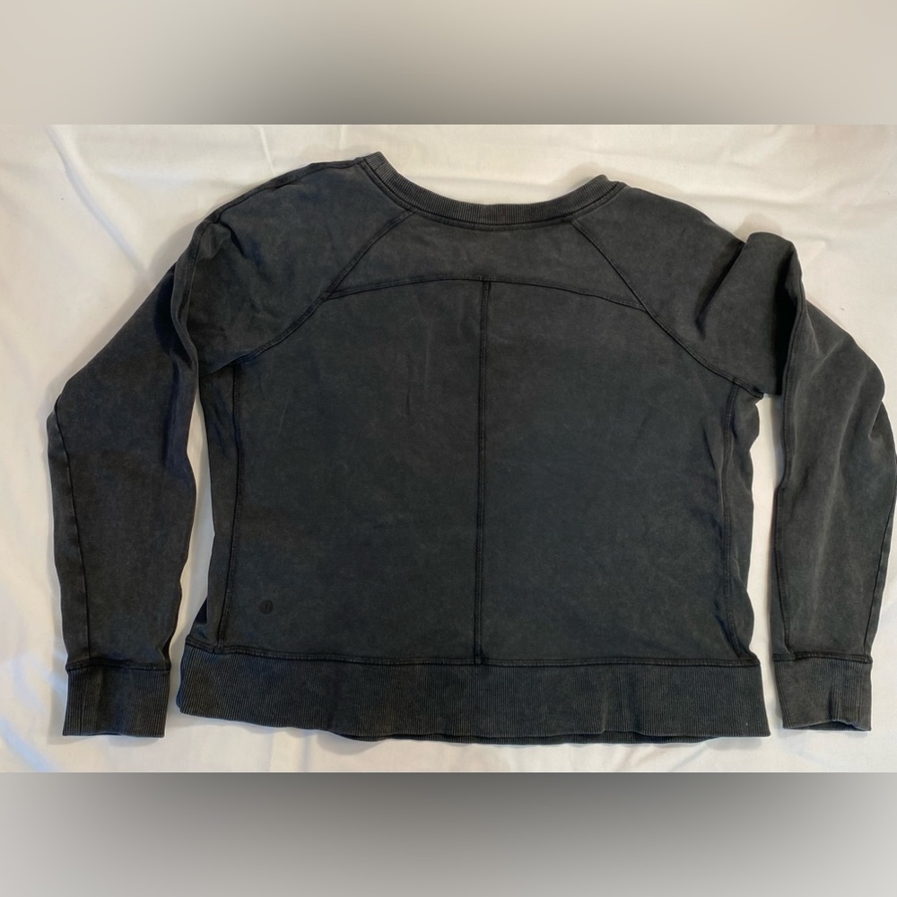 Lululemon  Loop Back Crew    NWOT   Black  size 12 - Picture 7 of 8